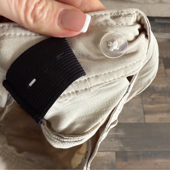 COLUMBIA Saturday trail pant convertible Cargo Pants shorts size 2 short Tan - Picture 15 of 16